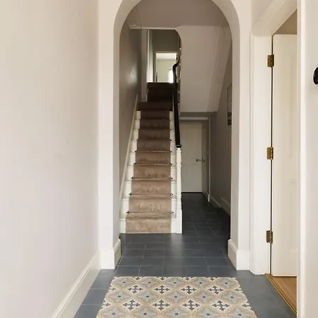 Guestready - Modern Haven With Garden In Appartement *