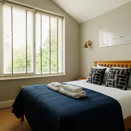 Appartement Guestready - Modern Haven With Garden In *