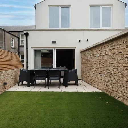 Appartement Guestready - Modern Haven With Garden In