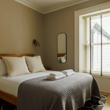 شقة Guestready - Modern Haven With Garden In *